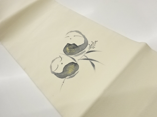 作家物　縮緬地金彩抽象童子模様開き名古屋帯（額縁仕立て）